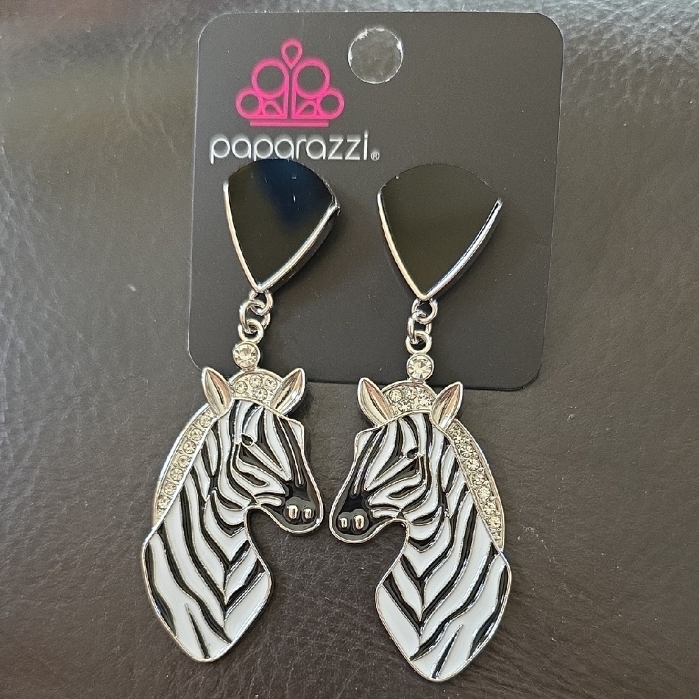 paparazzi Black & White Zebra Head Dangle Earrings